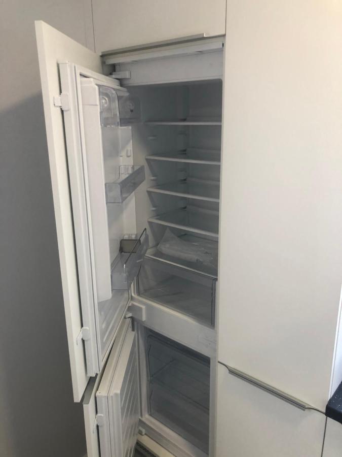 Klimatyzowane Apartamenty I Pokoje Przy Targach Kielce Exterior foto